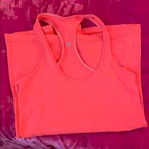 Multiple lulu lemon tops